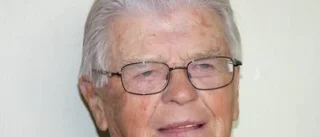 90 ÅR