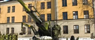 "Fördela militära övningar mellan orterna"