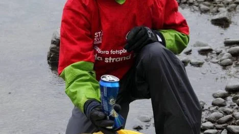 Andreas Everos hade hittat en hel del skräp efter Kärleksstigen, bland annat mängder av tomburkar.