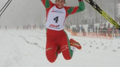 Guldhopp - javisst! Sofia Henriksson, Strömnäs, jublar efter sitt JSM-guld i sprint.