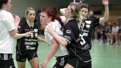 Isabell Johansson och hennes lagkompisar i Lillpite fick det jobbigt mot serievinnande Boden.