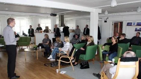 Ett 40-tal företagare och entreprenörer träffades på fredagsmorgonen i Vardagsrummet i anslutning till Piteå turistbyrå för att få information om Pite havsbads satsning på att locka utländska grupper till länet.