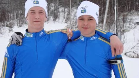 Johannes Hortlund, Piteå, till vänster, och Linus Karlsson, Älvsbyn, lyckades bra vid Barentskampen i skidskytte i Finland.