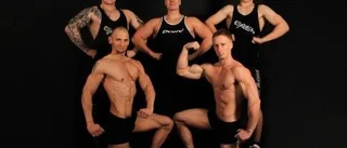 Gymkillarna slet hårt för att framhäva musklerna