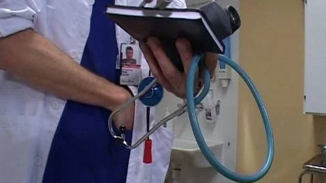 Ur ett patientperspektiv är en fast läkarkontakt att föredra framförmöten med olika stafettläkare.