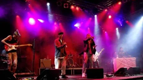 Piteå. Bandet Talang kommer från Piteå och körde på Luleåkalaset med riktigt liveband. Foto: Mats Bengtsson