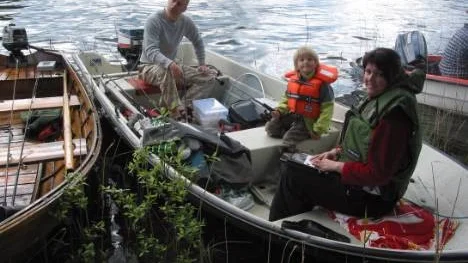 Korsträskborna Sofia Westerlund och Roger Stenberg har varit med alla år Arvidsträskdraget arrangerats. Numera förstärkta av sonen Filip Stenberg.