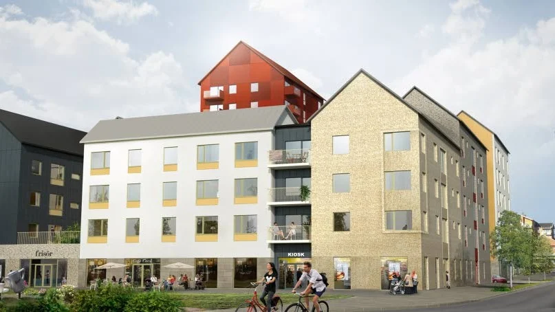 Parkeringslösning. 112 allmänna parkeringsplatser försvinner när Lindbäcks bygg uppför flerbostadshus vid busstationen. Nu diskuterar företaget en lösning med kommunen.