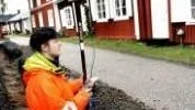 utgrävningar. Just nu pågår en arkeologisk undersökning i Gammelstad, där Nils Harnesk är en av arkeologerna från                                         Norrbottens museum.Foto: Håkan Gidlöw