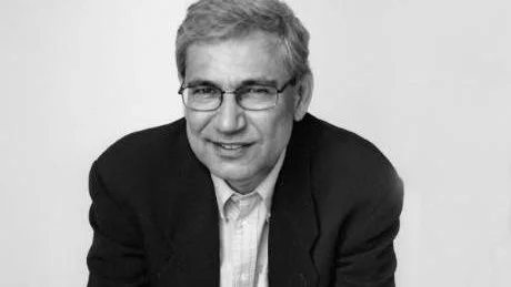 INNERLIGHET. Den turkiske författaren och journalisten Orhan Pamuk, som fick Nobelpriset i litteratur 2006, utgår från sitt eget läsande när han funderar på hur man hittar romanens väsen.