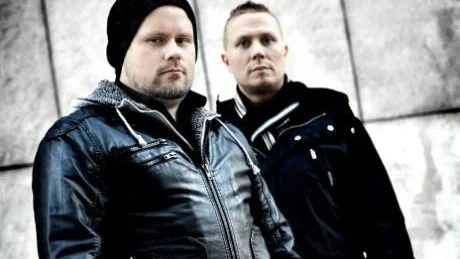 Machinae supremacy. Det vill säga Robert Stjärnström och Niklas Karvonen.