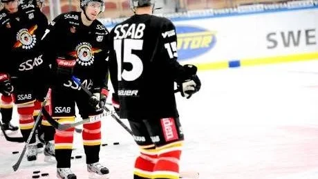 JUBILAR. Jan Sandström fyller jämt. Sedan 2001 har Öjebysonen varit klubben trogen. Mot Modo gör backen sin 600:e match för Luleå Hockey.