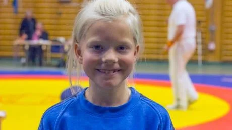 FRAMGÅNG. Ida Strand, Luleå Brottarklubb, har brottats i fem år och visade att hon är att räkna med i framtiden. I Olles minnesträff i Haparanda vann hon alla sina matcher i 29-kilosklassen.
