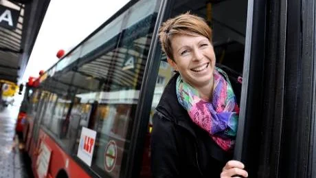 NYE BASEN. Sari Ekblom tar den första 1 november klivet in i bussvärlden då hon tillräder posten som ny vd för Luleå Lokaltrafik.Foto: Håkan Gidlöw