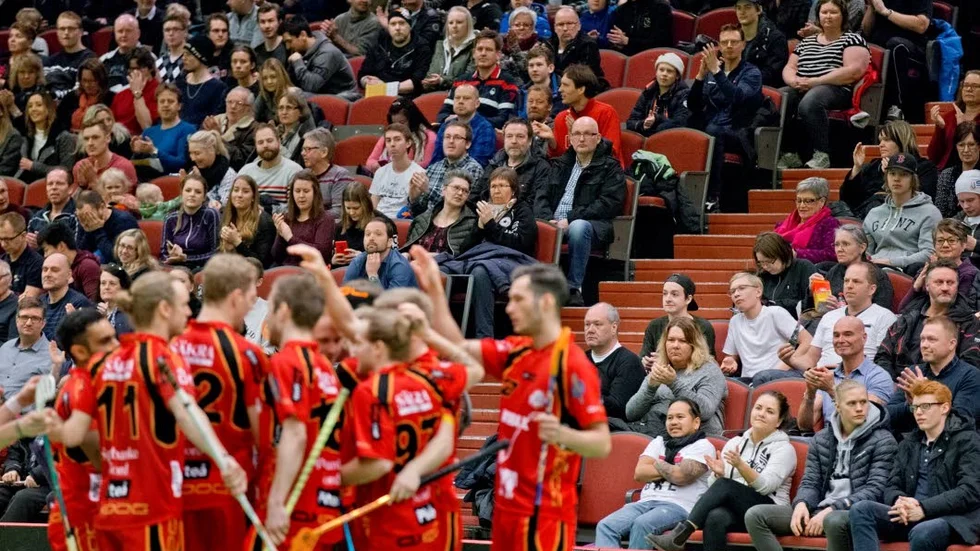 FEST. I morgon spelar Wibax Patriots kvalmatch till högsta serien hemma mot Djurgården. Räkna med en ny publikfest i Norrmalmia. (Arkivbild)
