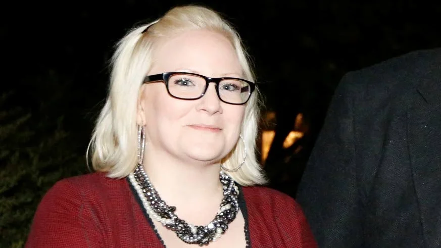 nobben. SD:s motion om vårdnadsbidrag fick avslag. ”Jag beklagar detta som fembarnsmamma”, sade Elin 
Håkansson (SD).