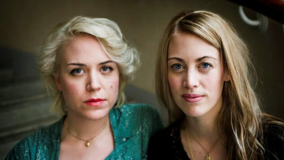 Samarbetet fortsätter. Frida Hyvönen och Elin Berge fortsätter sitt samarbete i "Kungariket".