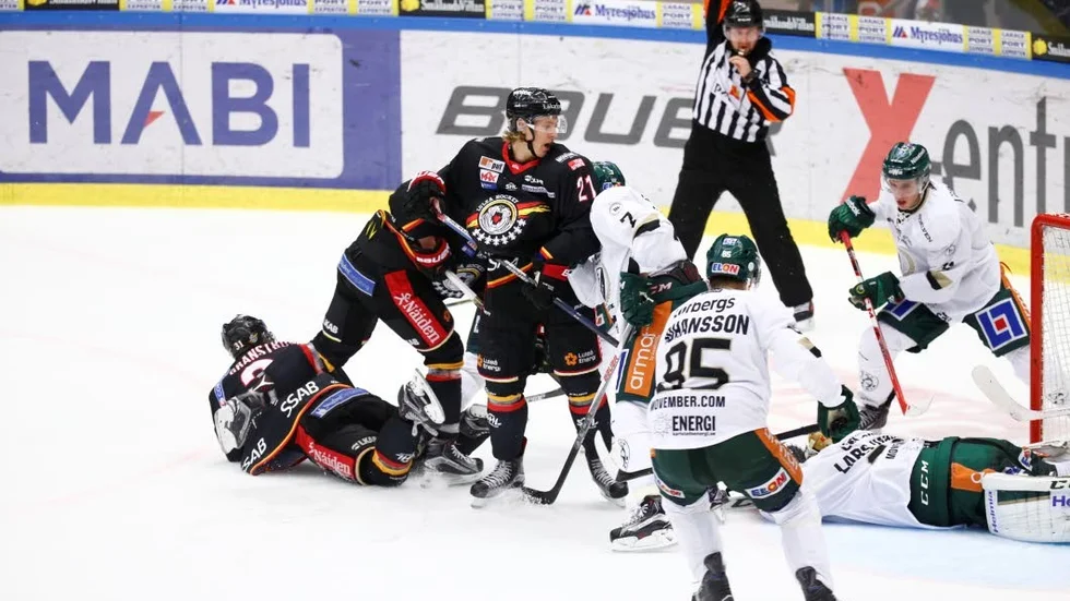 Movember. Det är tröjorna från matchen mellan Luleå och Färjestad som Luleå nu auktionerar ut.
