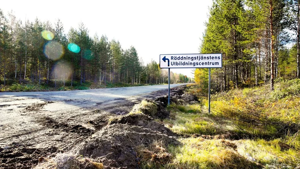 Nytt industriområde. I anslutning till brandövningsfältet på Hertsön kan det i framtiden bli aktuell att upplåta ett område för industriverksamhet. En detaljplan ska nu tas fram.