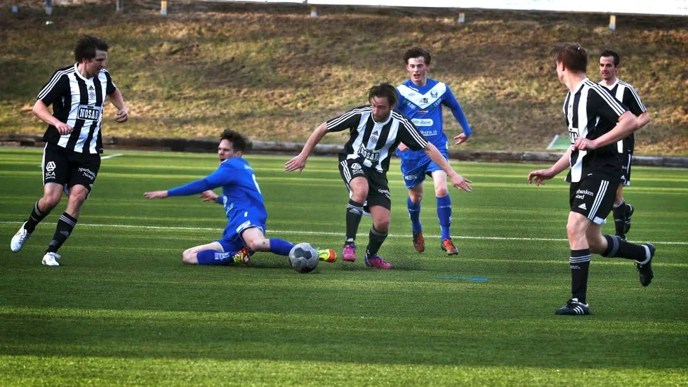 Kvar. Alvik får även i fortsättning fortsätta spela i division 4.