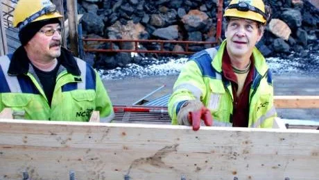 52 MIL HEM. Ingvar Boström och Stig Eriksson har kamperat ihop i många år, och många mil blir det.