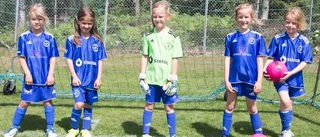 Hela dagen lirades det för tjejfotbollen