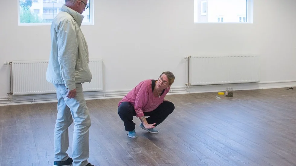 Jenny Wistbacka och Lennart Ejeby är glada över både det nylagda golvet och hela lokalen som Kulturskolan nu har tagit över.