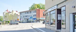 Möbelsnickare tar plats i centrum