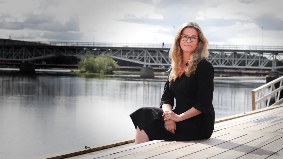 I tio år har Åsa Svanberg skrivit romanen ”Vänskapsväven”.