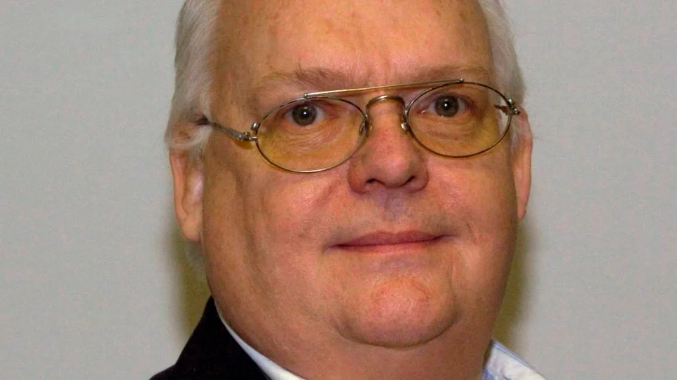 Jan-Olof Blomster, L:s ordförande i Katrineholm, tar avstånd från sin partikamrats yttranden.