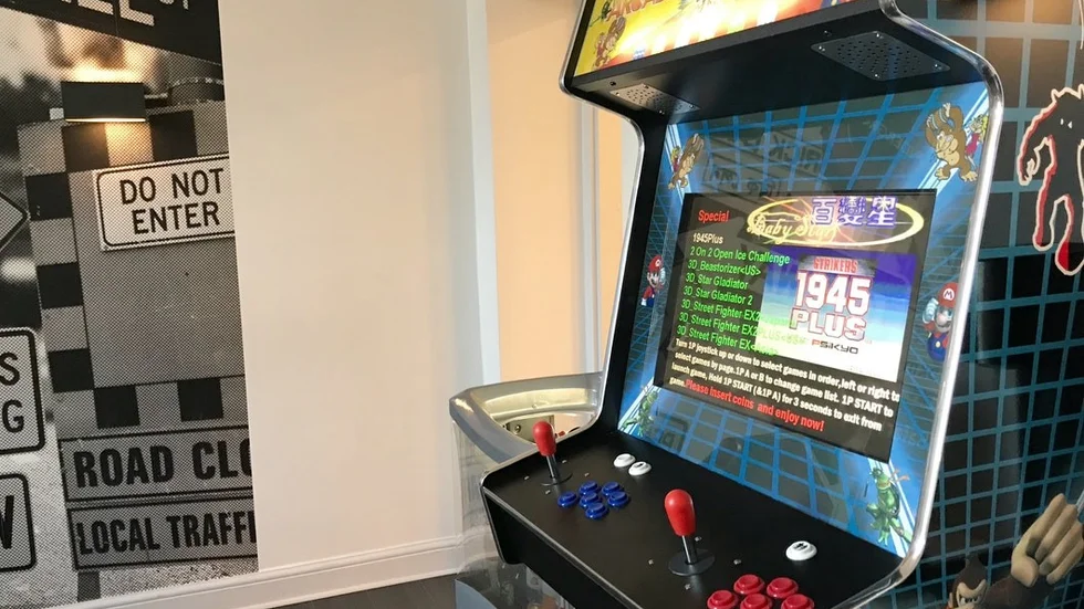 Arkadspelet i köket är en av satsningarna som Tankbar gör på personalen – det ska vara roligt på jobbet, även om det är ett hårt arbete.