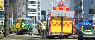 Mopedist till sjukhus efter krock med skåpbil