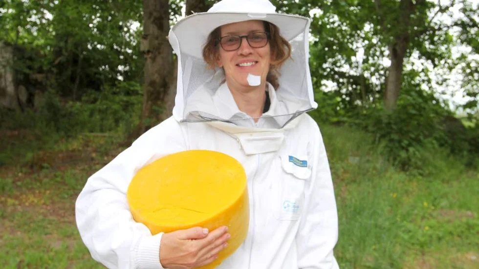 Elisabeth Bergqvist är ordförande i Flensbygdens biodlarförening.