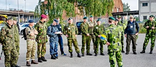 Utländska militärer har ögonen på oss