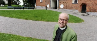 Gung vid kyrkan på allsångskväll