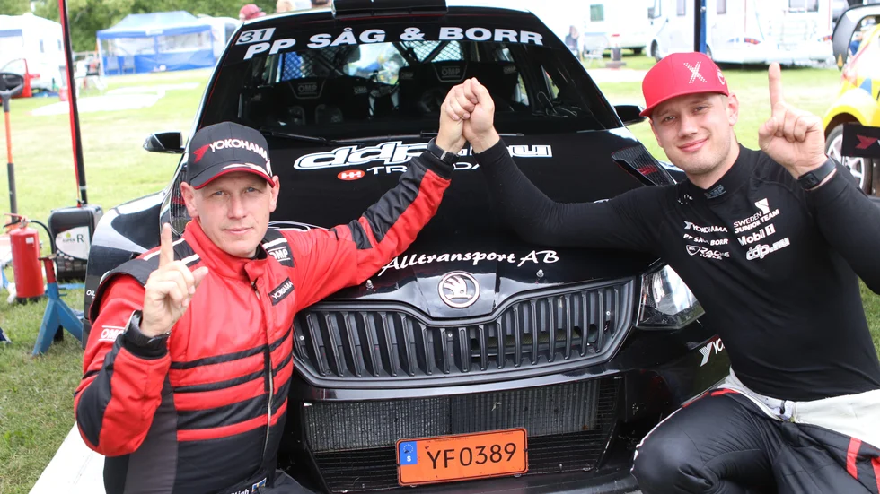  John Stigh och Jari Liiten körde till sig SM-bronset den här säsongen. Nu avslutar de säsongen storstilat när de representerar Sverige i FIA motorsport games i Frankrike. 