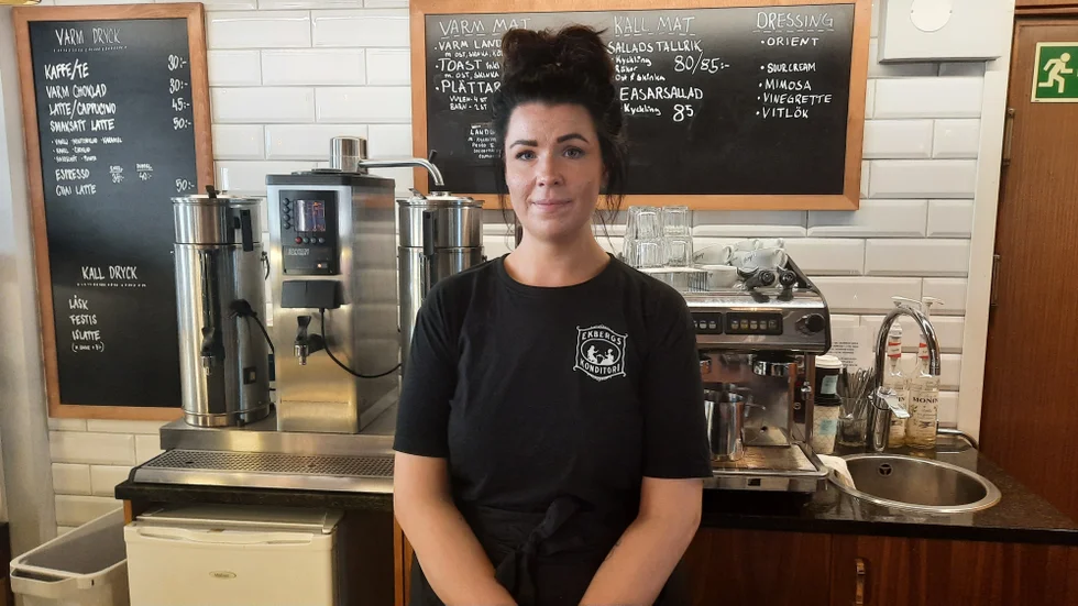 "Genom att vi ligger på gågatan och har vår ute servering så kommer det komma fler hit säger," Linda Bergdal kafébiträde på Ekbergs konditori.