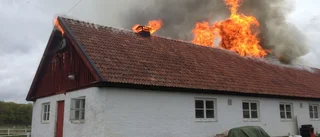 Kraftig brand i stall