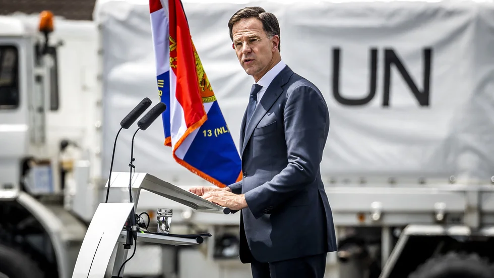Nederländernas premiärminister Mark Rutte under sitt tal på militärbasen Schaarsbergen.