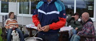 Hundkafé på Kyrkbacken