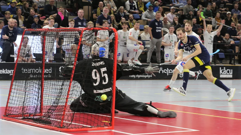 Första matchen mellan Visby IBK och Karlstad i Ica Maxi arena.
