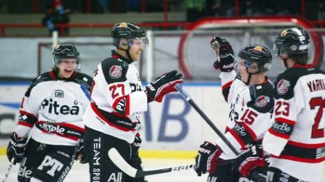 Piteå är klart för den allsvenska kvalserien efter skrällsegern i Sundsvall i den tredje och avgörande matchen i playoff 3.