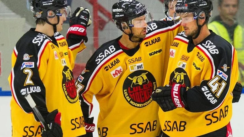 Nygammalt. Per Ledin gjorde sin första match i Luleåtröjan sedan 2005  och allt var precis som vanligt.?Foto: Göran Ström