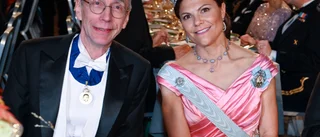 I dag kommer nobelpristagaren hem till i Uppsala • Så minns Pääbo festen i Flogstas korridorer