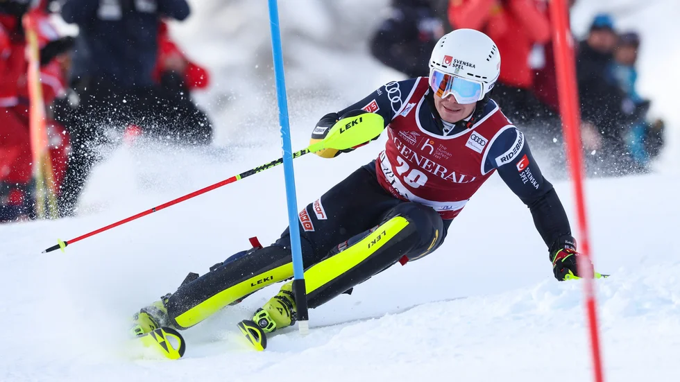 Kristoffer Jakobsen var både nöjd och missnöjd efter premiären i slalom. Han blev fyra och missade pallen med 8/100 av en sekund.