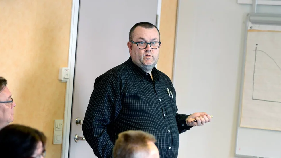 utredning. Per Larsson, tekniska förvaltningen, presenterade utredningen om HVB-hemmet.