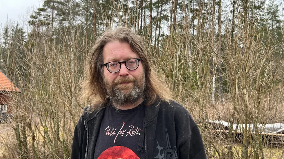 Olof Wikström håller på och styr upp inför sommarens konserter på sin egen hemmaplan.