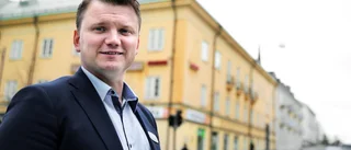 Mäklare i händelsernas centrum