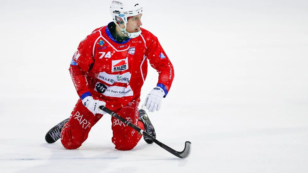 Skarprättare. Erik Olovsson var en av Kalix målskyttar när Sirius besegrades.
