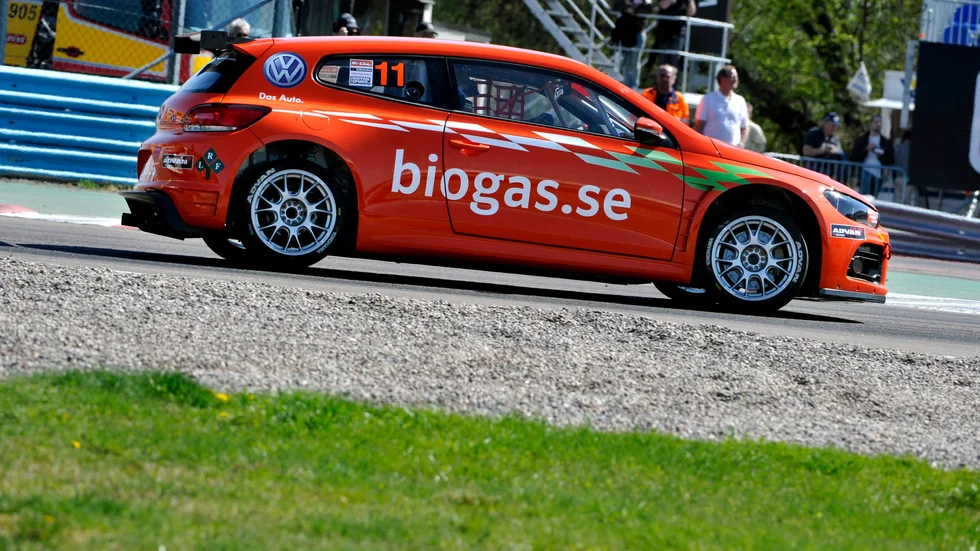 Biogasbil, här i ett race på Mantorp 2009.